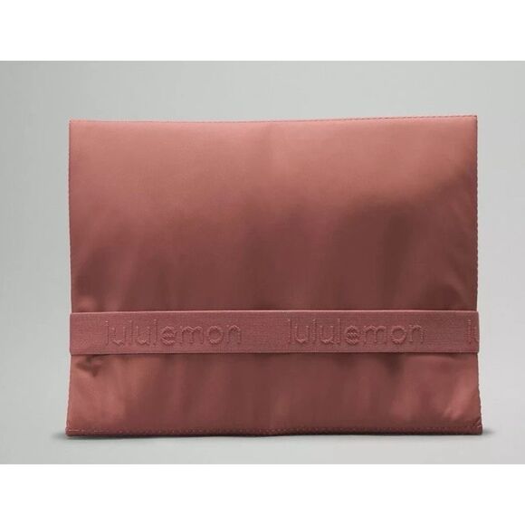 NWT Lululemon New Parent Backpack 17L Spiced Chai & Rose Gold - Picture 7 of 14